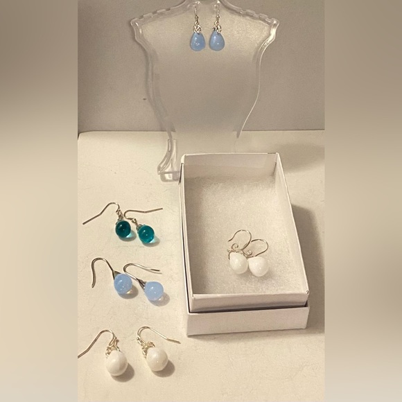 NEW Czech glass teardrop earrings - Picture 2 of 2